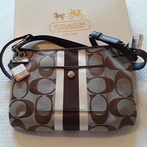 Authentic Coach Shoulder